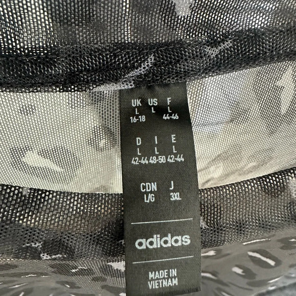 Worn Once Super Cool Adidas Animal Print Top - Picture 2 of 7